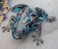 
              Frog Figurine
            