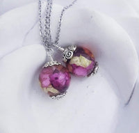 
              Funeral Flower Necklace
            
