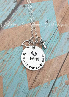 Mommy to be Necklace hand stamped with year baby is expected - Heart - Pacifier - Texturized - Baby Feet