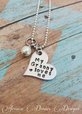 My Granny loves me - My Mimi loves me - Grandma loves me - My Nana loves me- Freshwater Pearl heart necklace - Granddaughter - God daughter